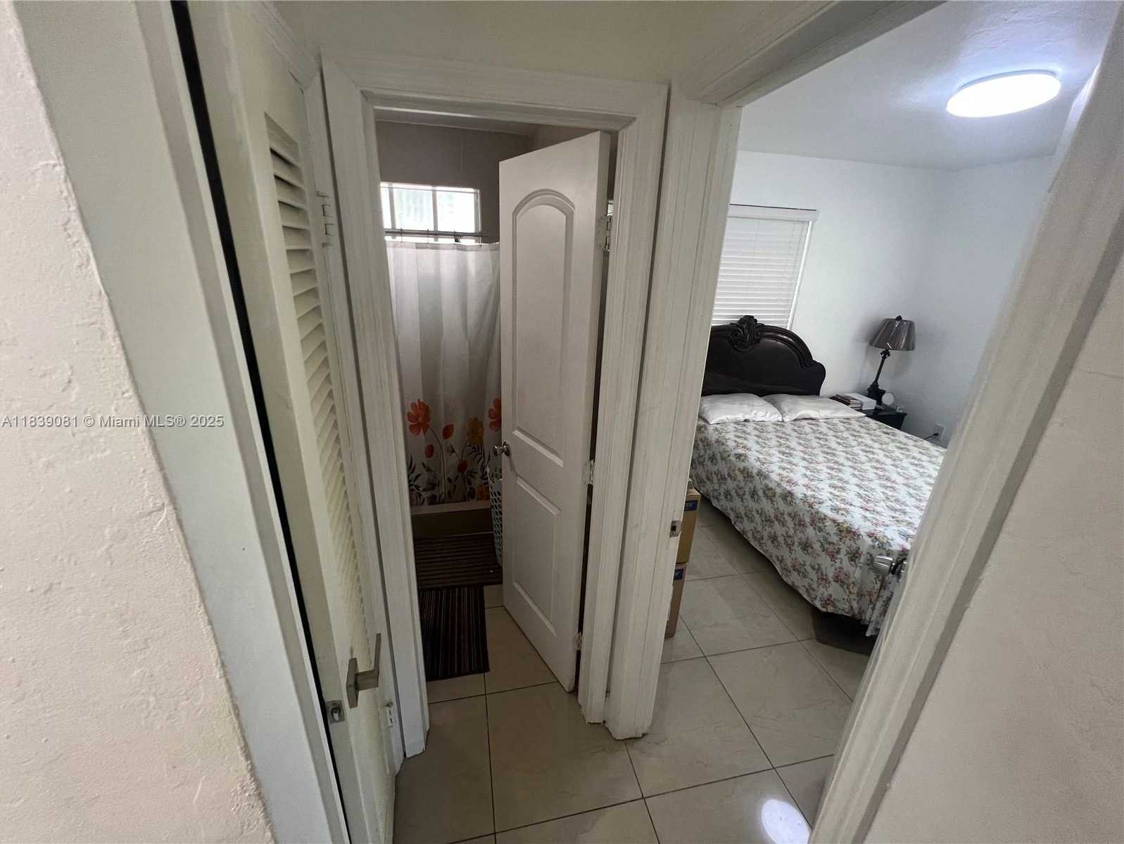 Small Image of 1190 NORTH WEST 135TH ST, North Miami Number 46