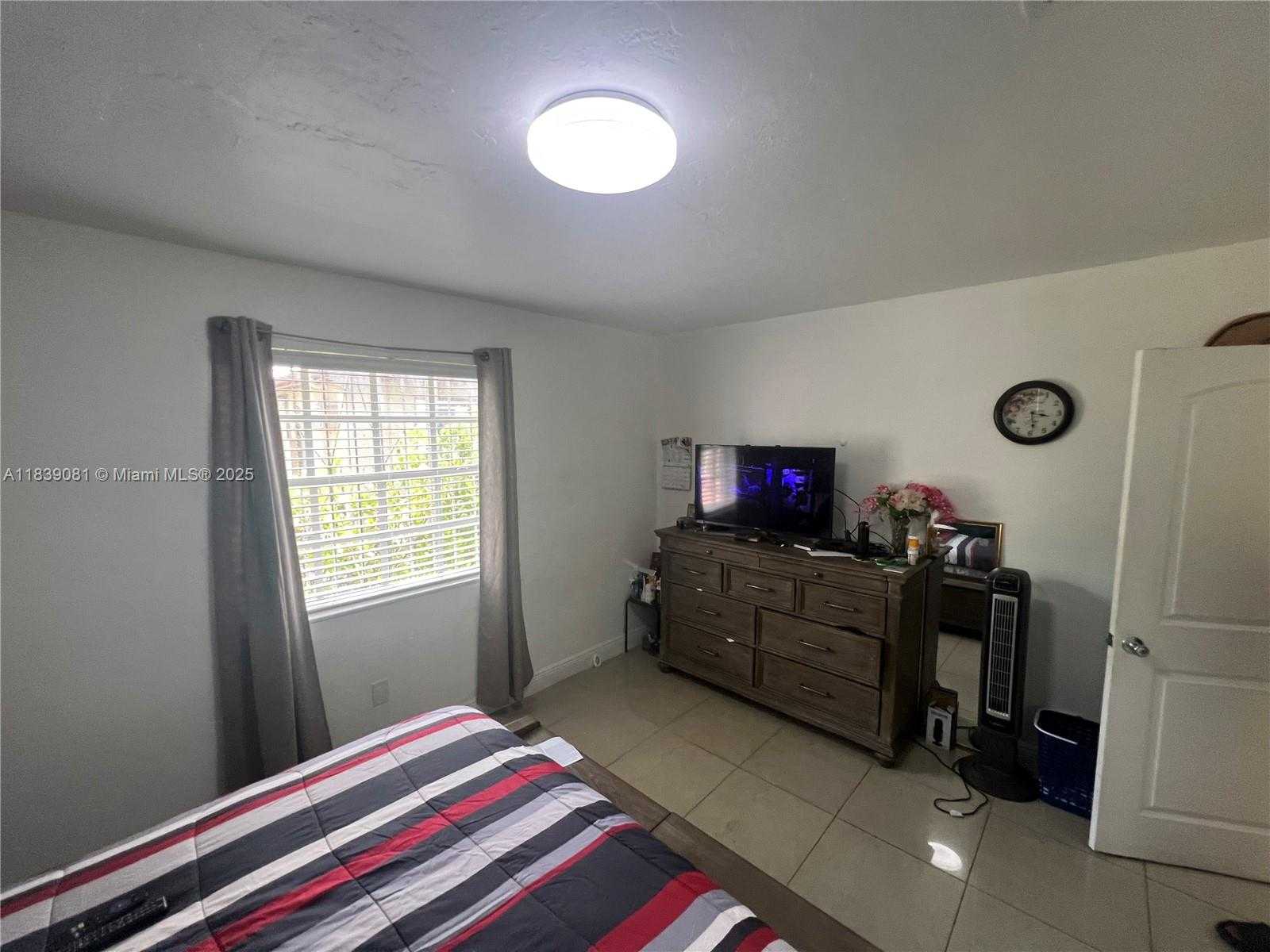 Small Image of 1190 NORTH WEST 135TH ST, North Miami Number 47