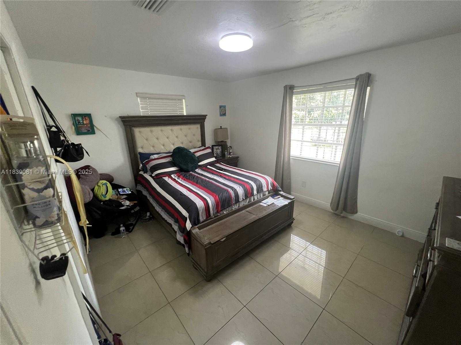Small Image of 1190 NORTH WEST 135TH ST, North Miami Number 49
