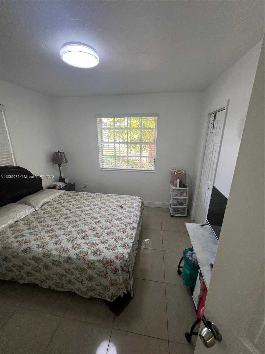 Small Image of 1190 NORTH WEST 135TH ST, North Miami Number 51