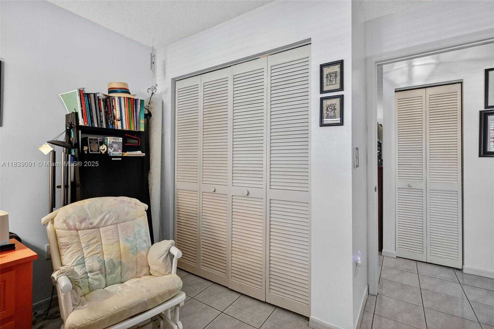 Small Image of 19611 NORTH WEST 82ND CT, Hialeah Number 23