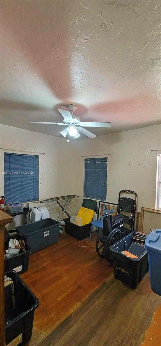 Small Image of 1824 SOUTH WEST 24TH ST, Miami Number 15