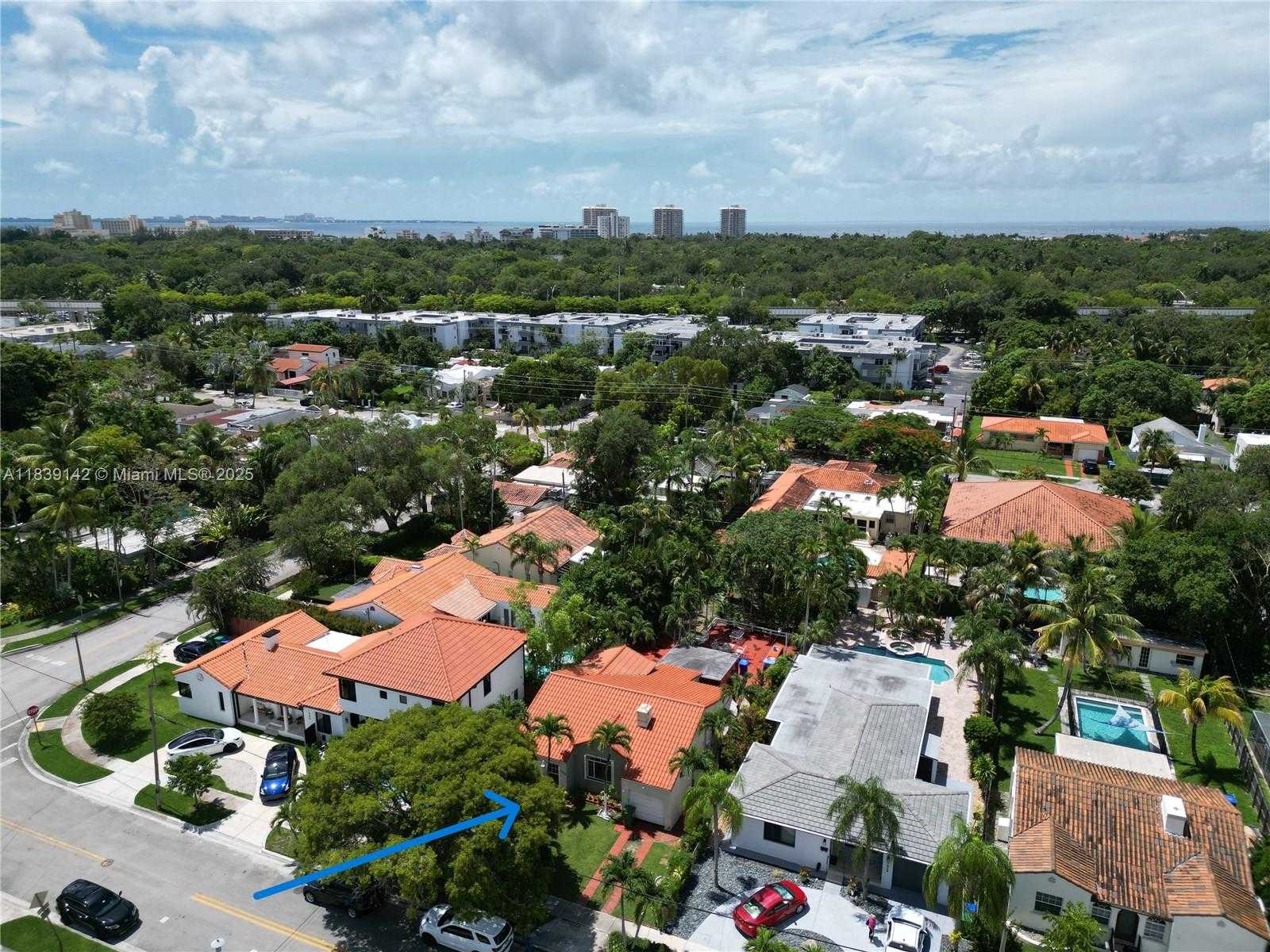 Small Image of 1824 SOUTH WEST 24TH ST, Miami Number 6