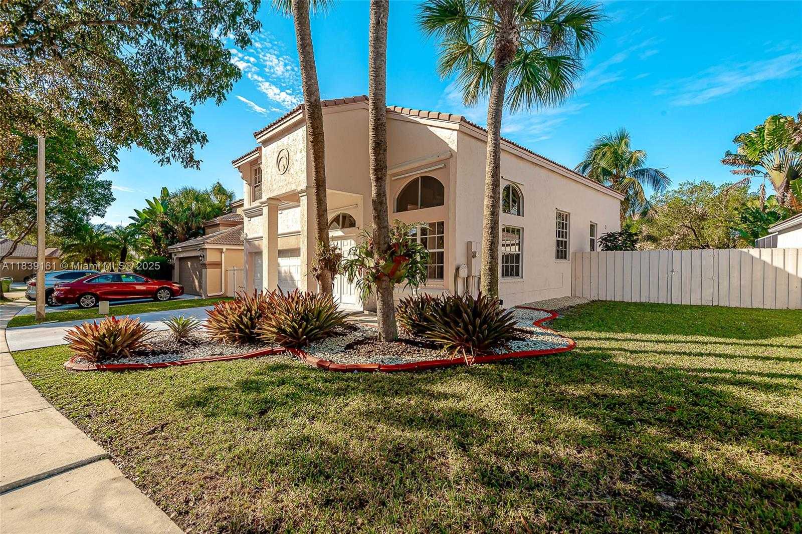 Small Image of 2188 NORTH WEST 158TH AVE, Pembroke Pines Number 2