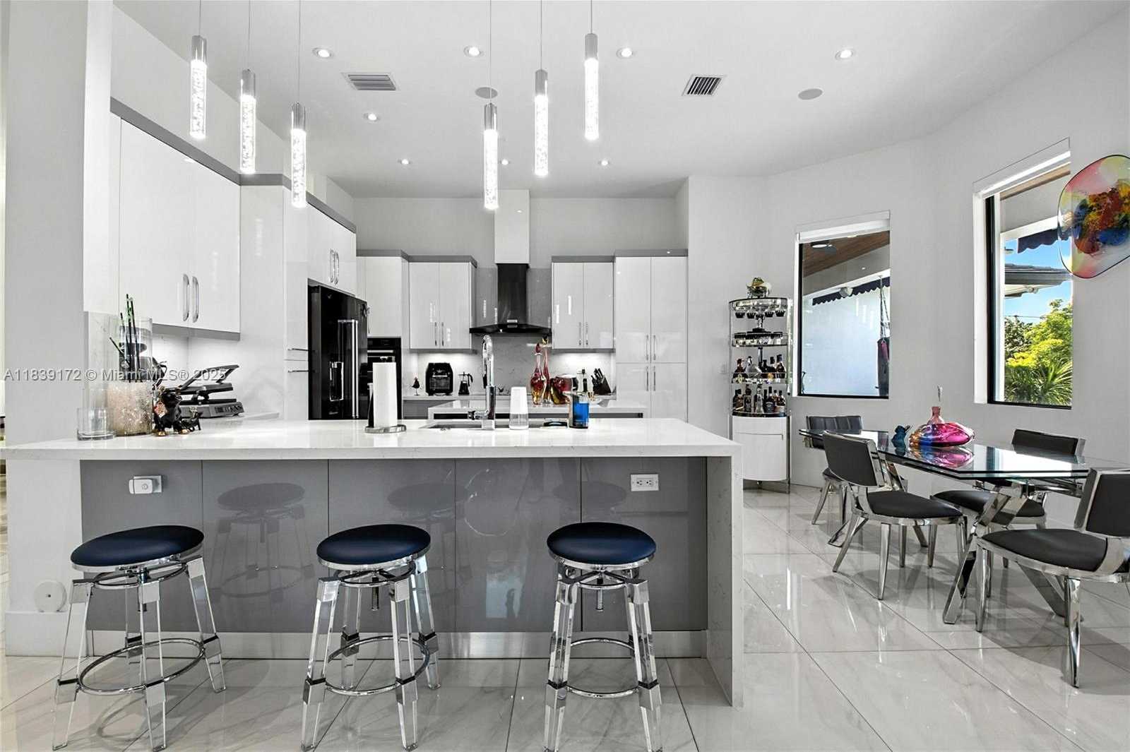 Small Image of 21059 SOUTH WEST 238TH ST, Homestead Number 17