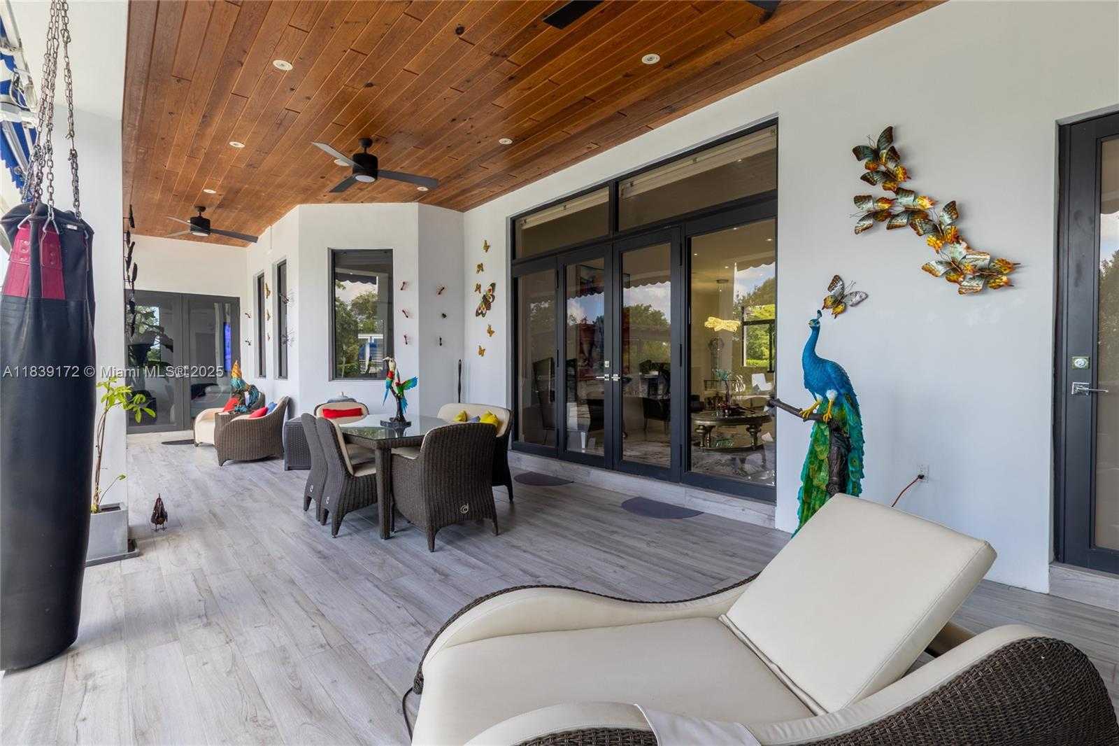 Small Image of 21059 SOUTH WEST 238TH ST, Homestead Number 27