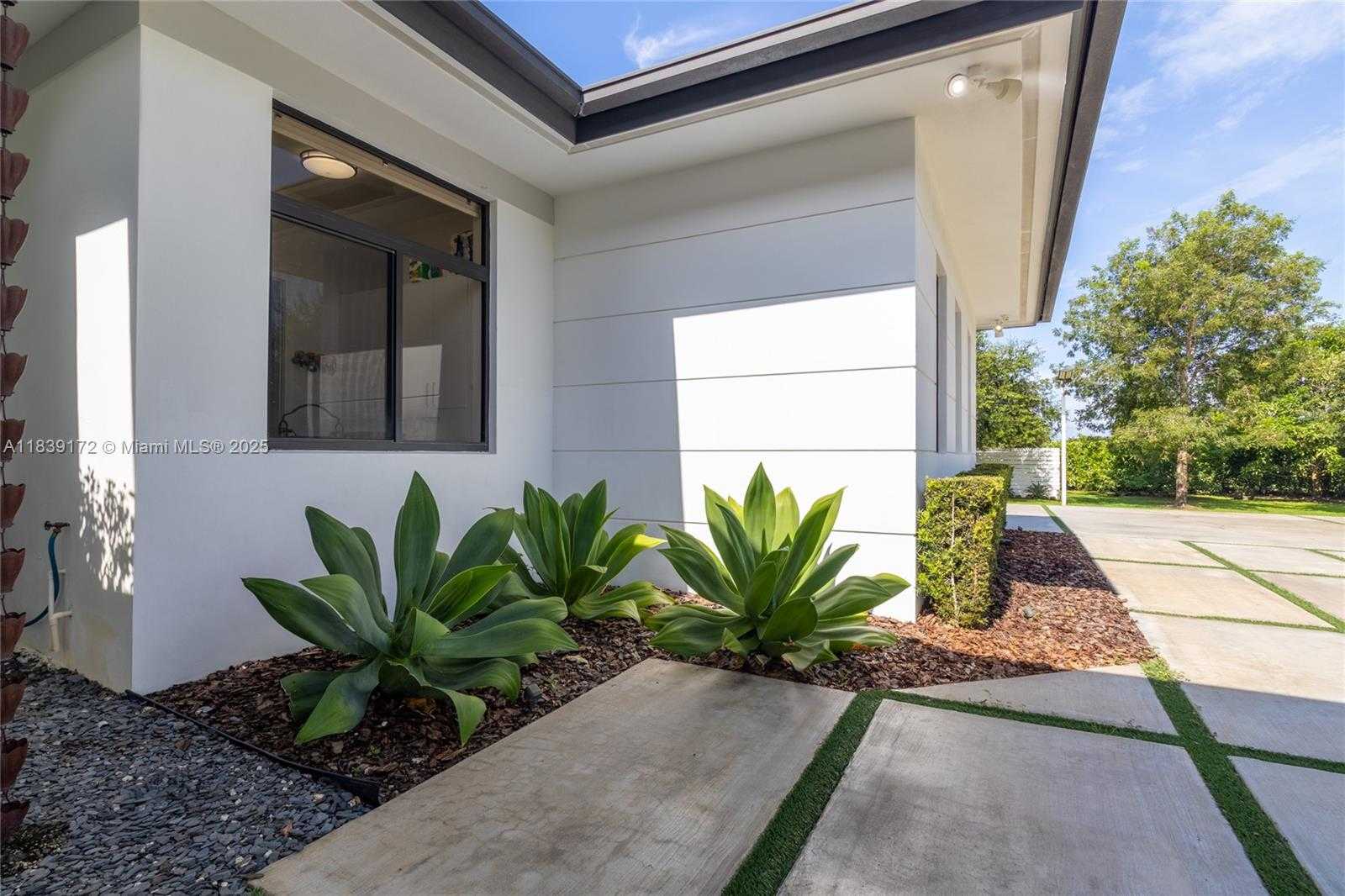 Small Image of 21059 SOUTH WEST 238TH ST, Homestead Number 47