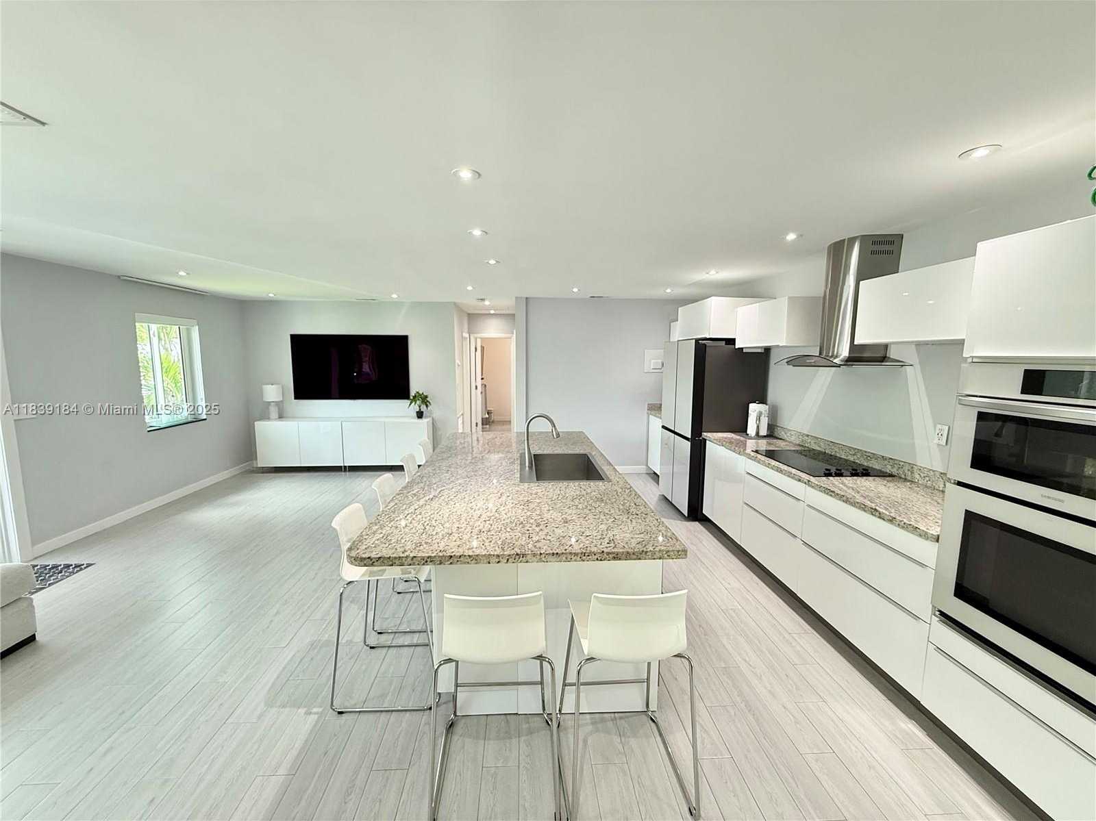 Small Image of 1620 NORTH 68TH TER, Hollywood Number 15