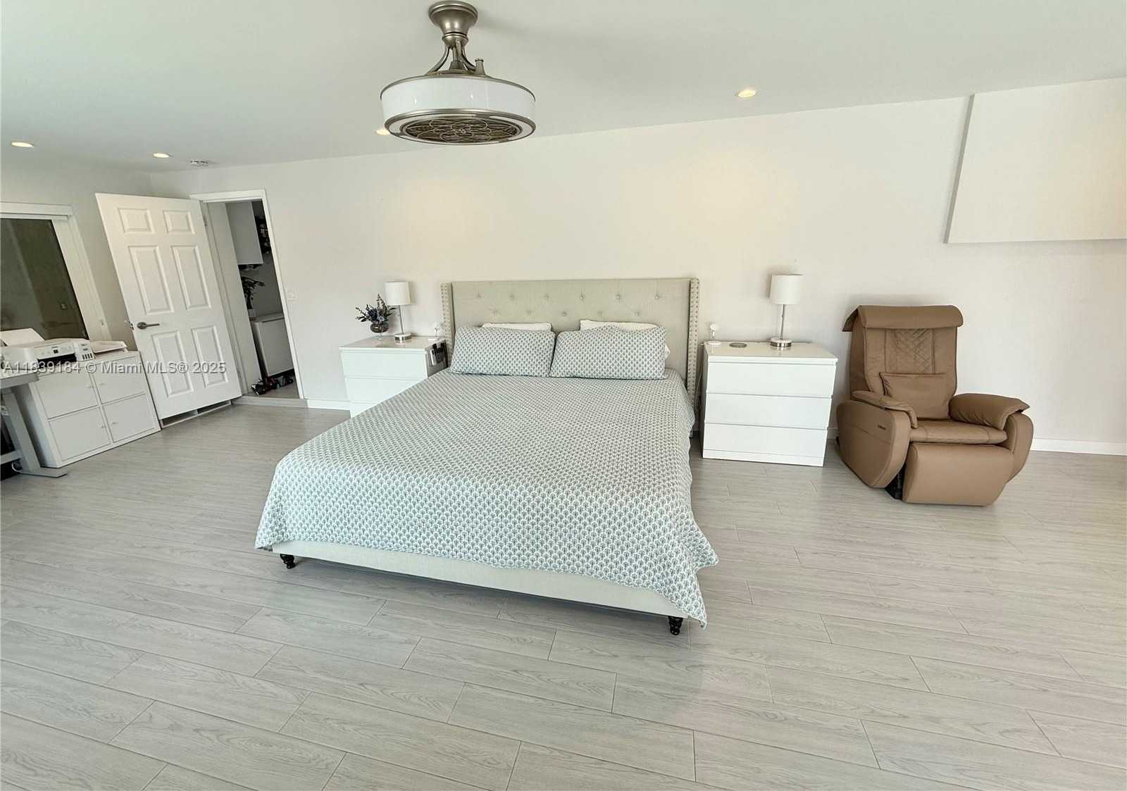 Small Image of 1620 NORTH 68TH TER, Hollywood Number 25