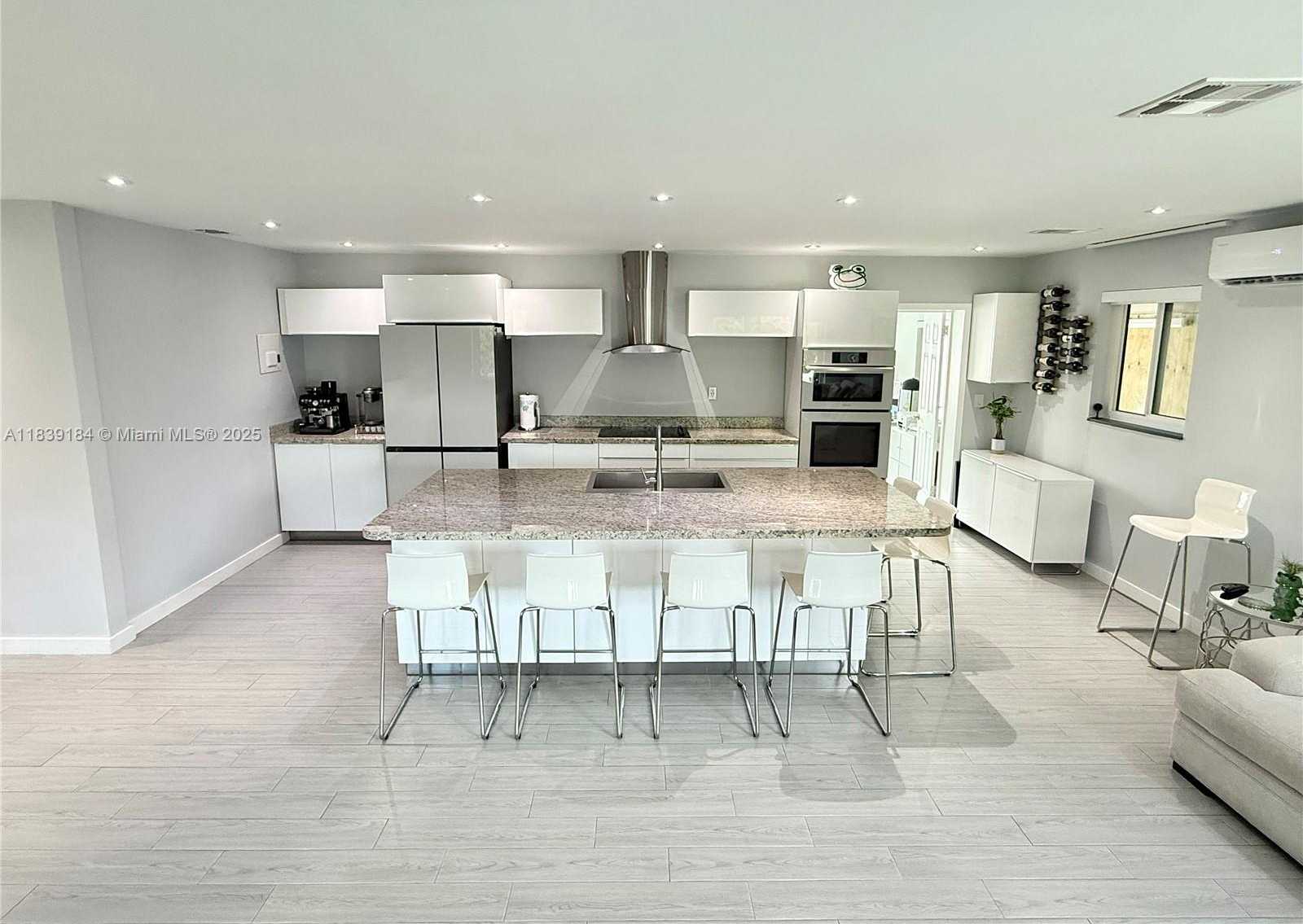 Small Image of 1620 NORTH 68TH TER, Hollywood Number 3