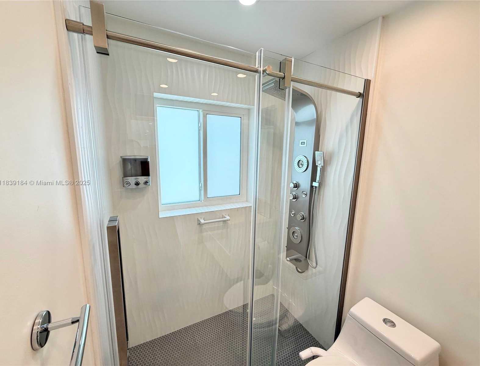 Small Image of 1620 NORTH 68TH TER, Hollywood Number 34