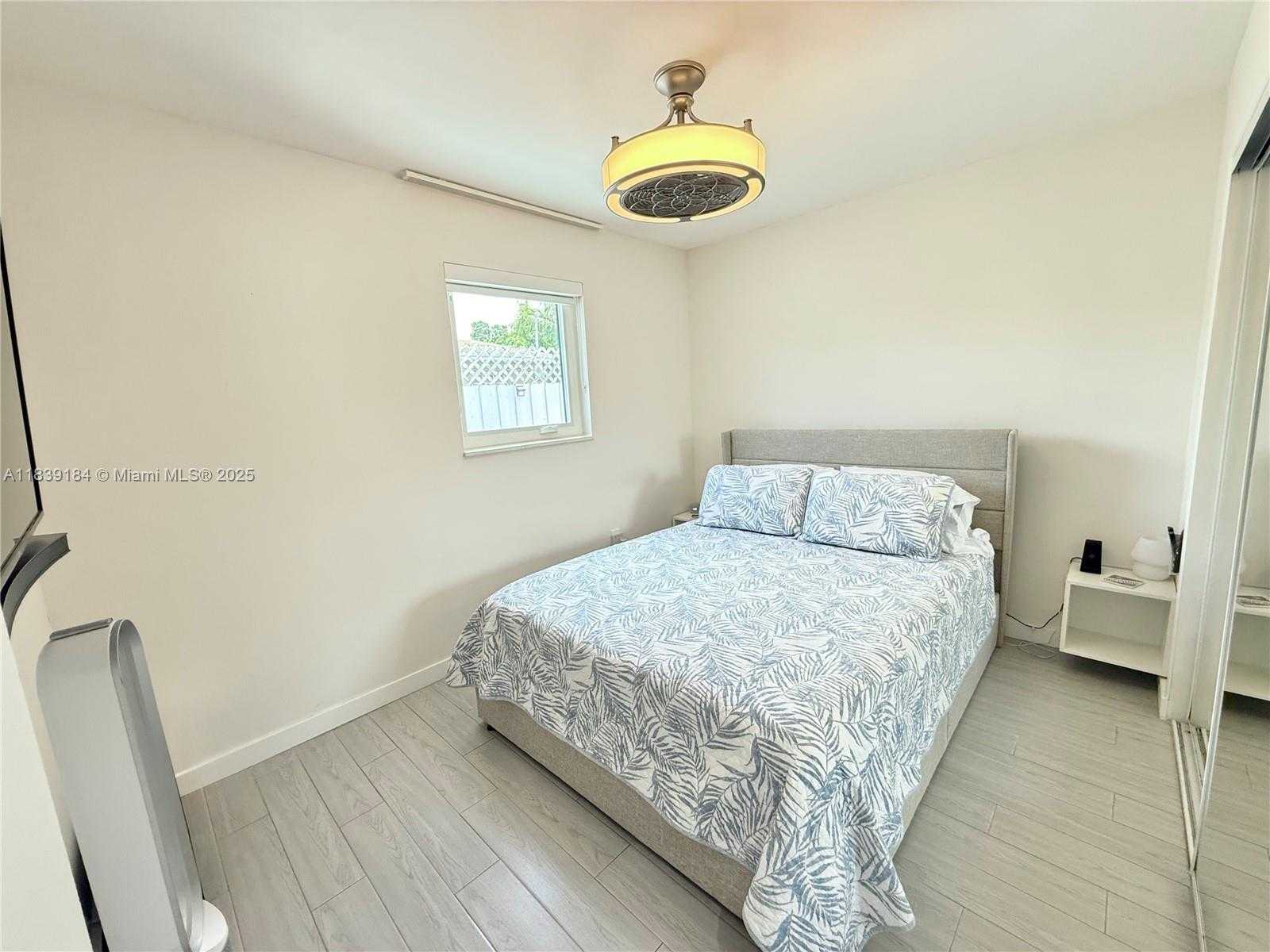Small Image of 1620 NORTH 68TH TER, Hollywood Number 36
