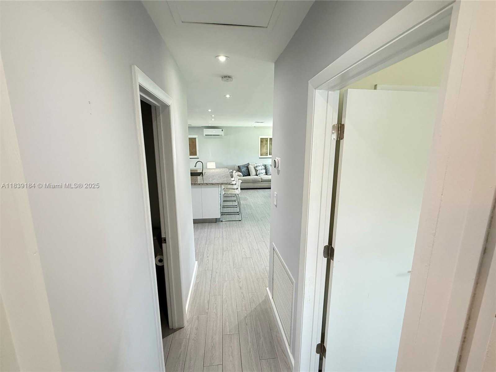 Small Image of 1620 NORTH 68TH TER, Hollywood Number 39
