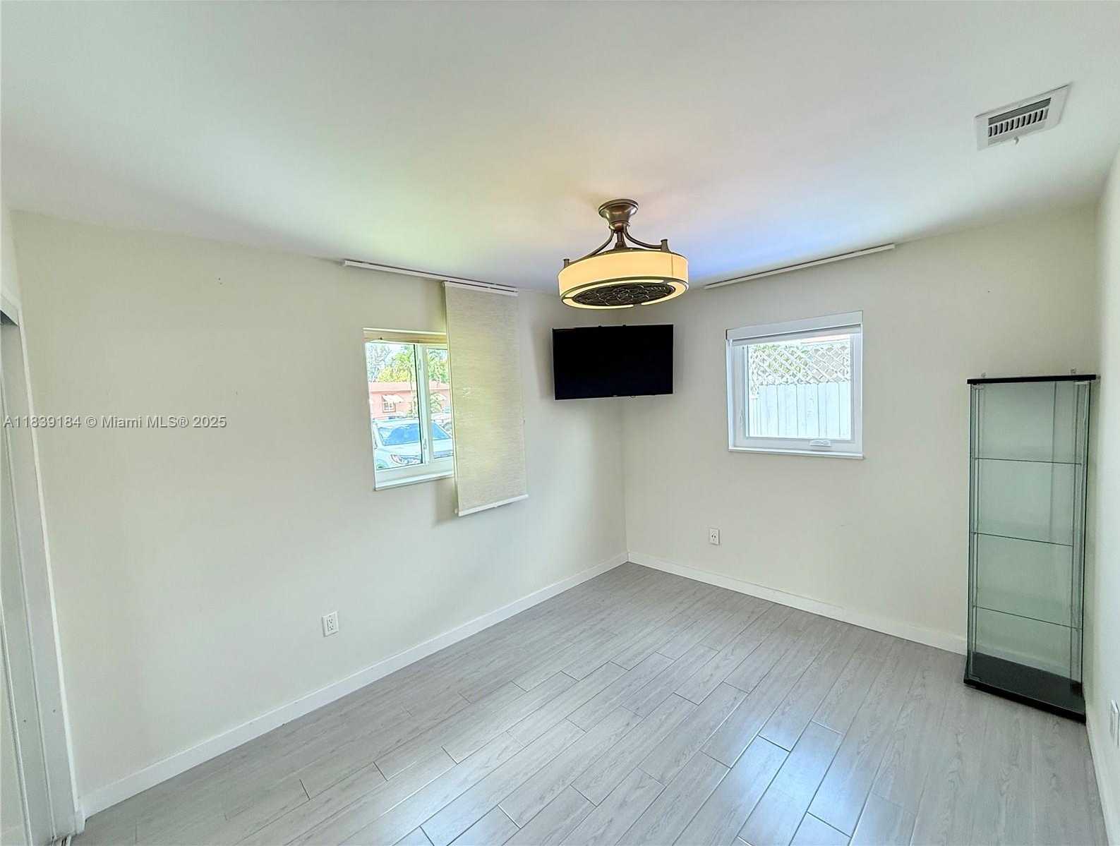 Small Image of 1620 NORTH 68TH TER, Hollywood Number 41