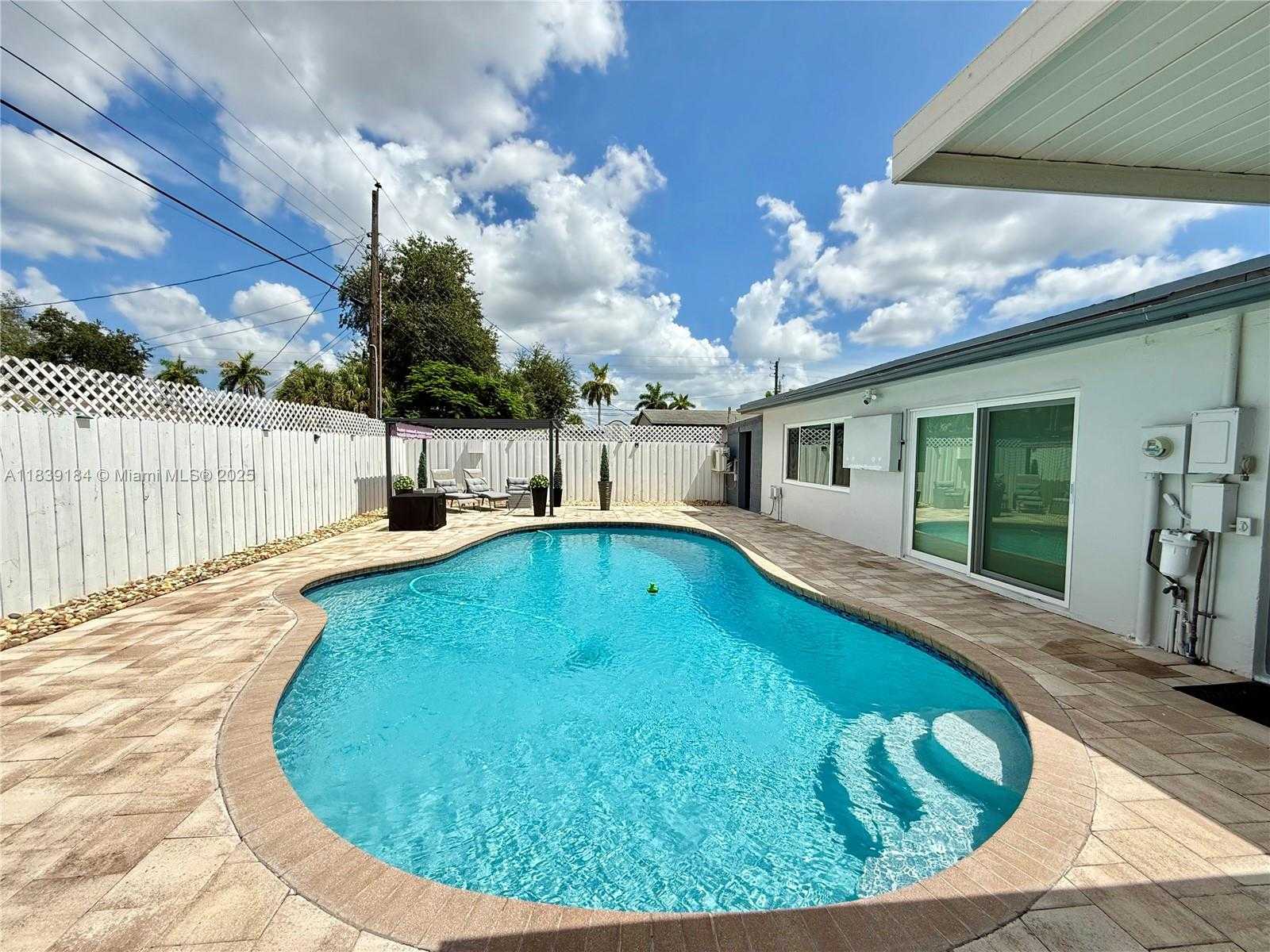Small Image of 1620 NORTH 68TH TER, Hollywood Number 50