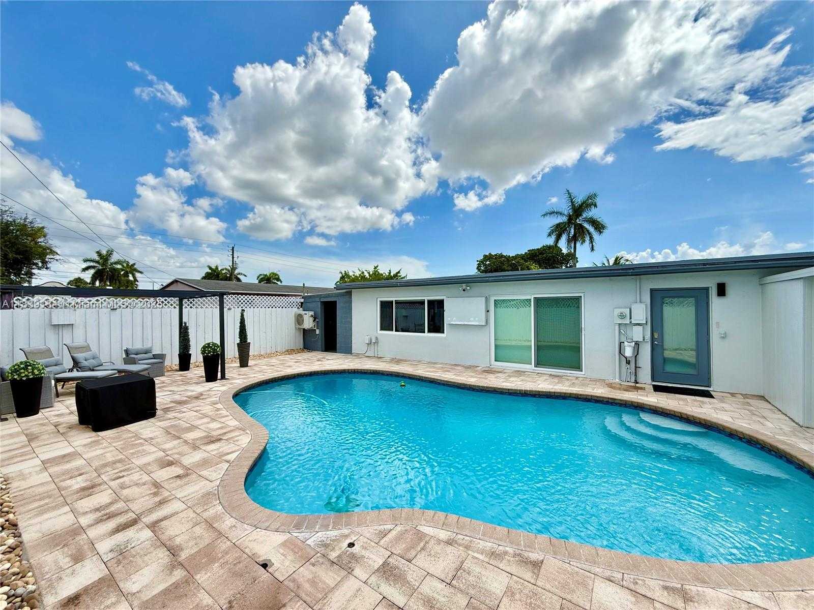 Small Image of 1620 NORTH 68TH TER, Hollywood Number 54