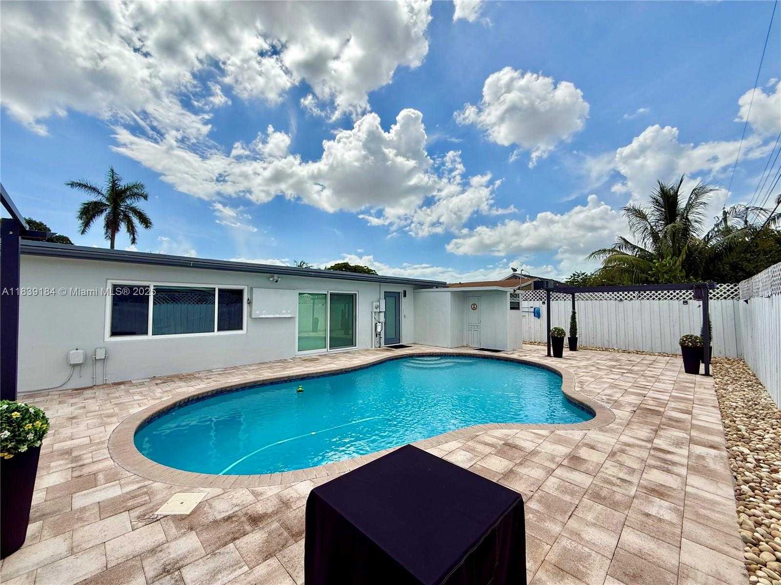 Small Image of 1620 NORTH 68TH TER, Hollywood Number 58