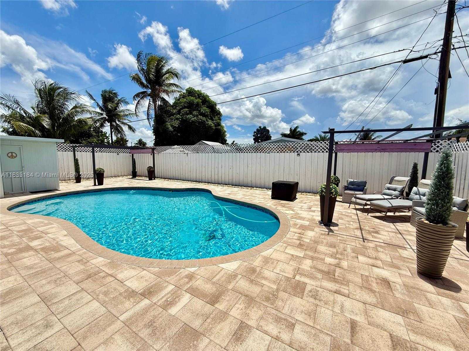 Small Image of 1620 NORTH 68TH TER, Hollywood Number 63