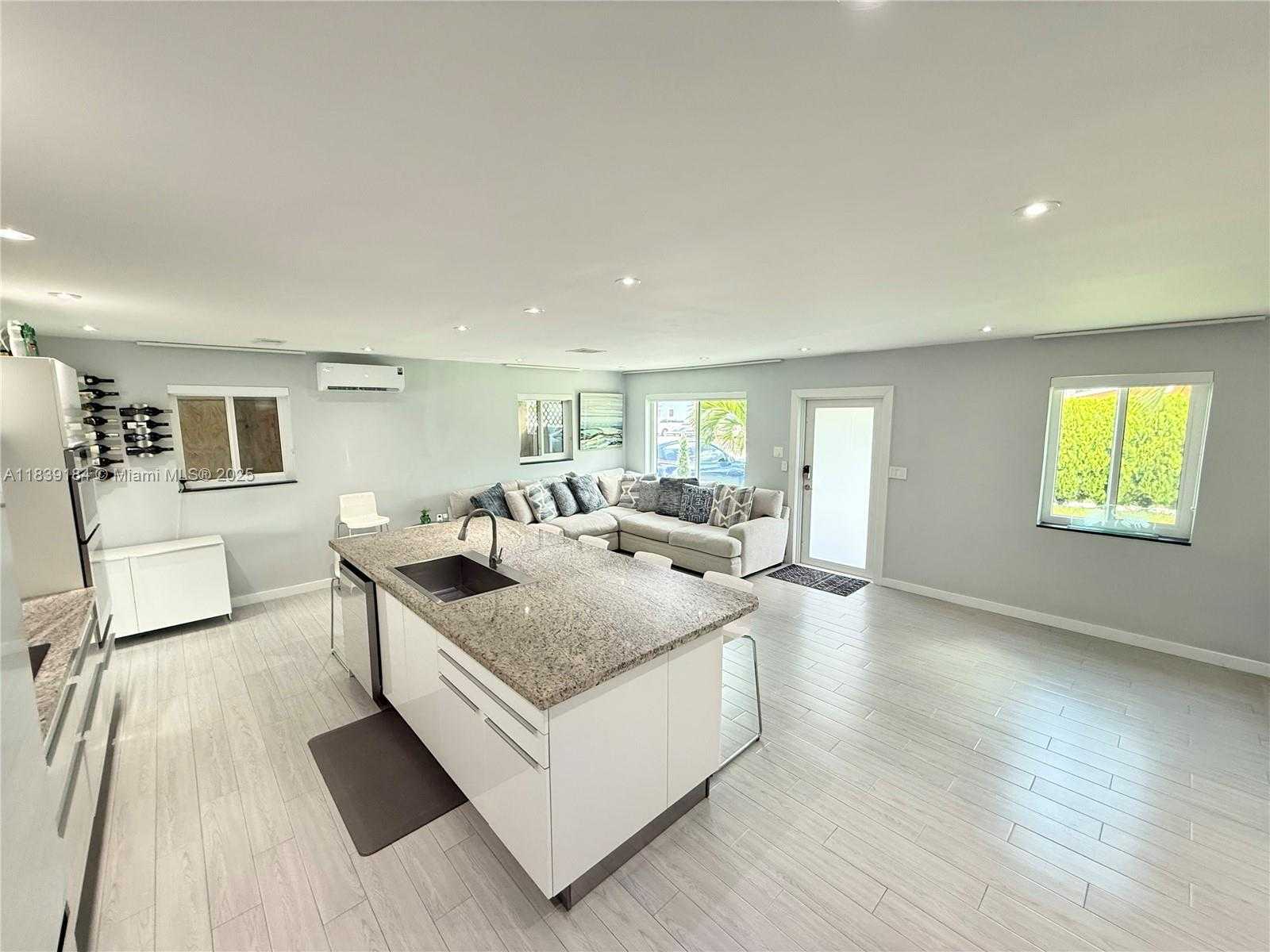 Small Image of 1620 NORTH 68TH TER, Hollywood Number 8