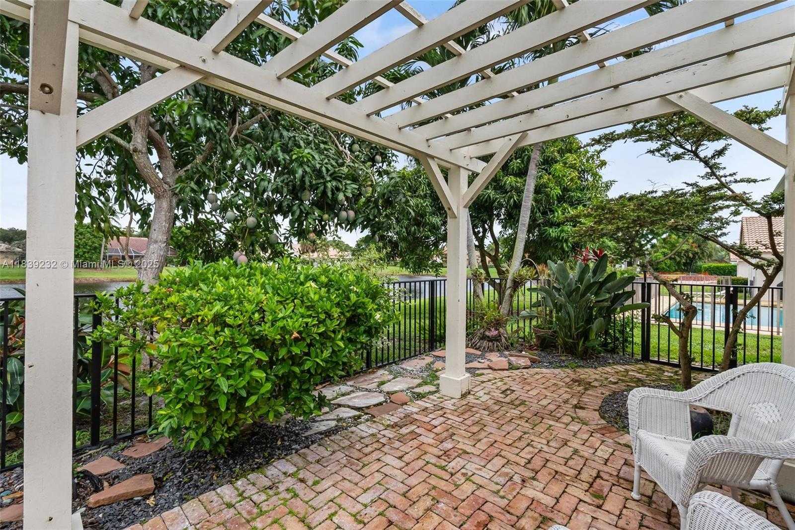 Small Image of 2685 NORTH WEST 27TH TER, Boca Raton Number 29