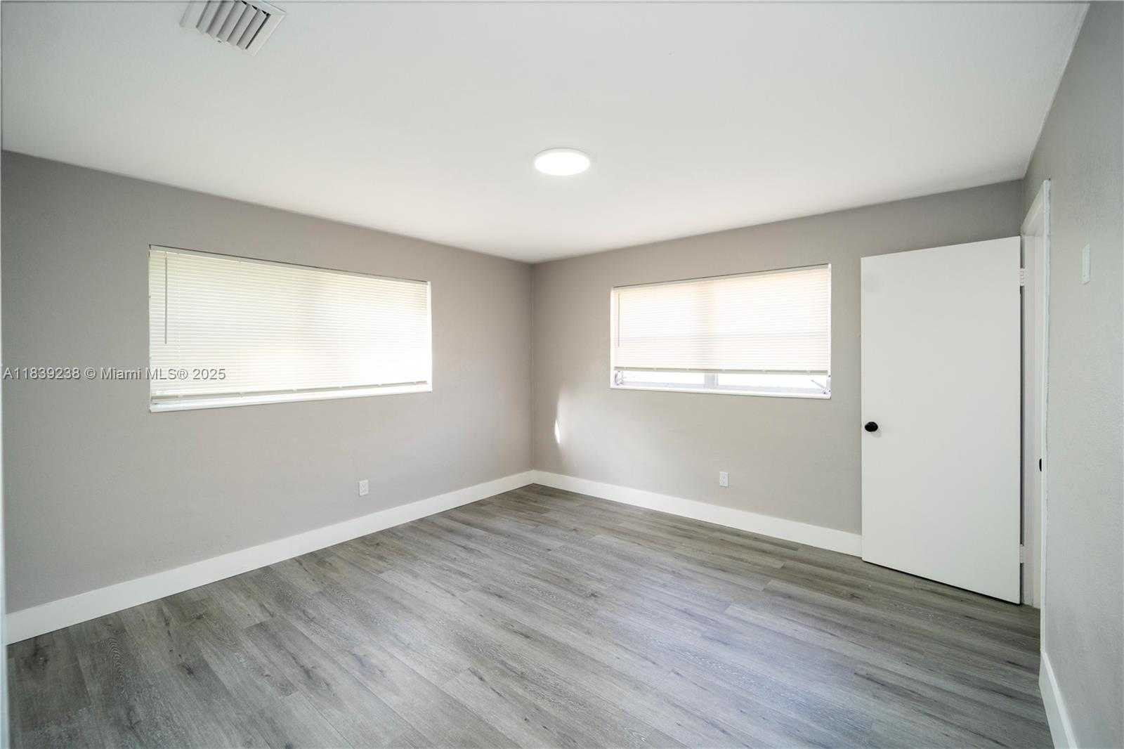 Small Image of 6990 SOUTH WEST 28TH ST, Miramar Number 17