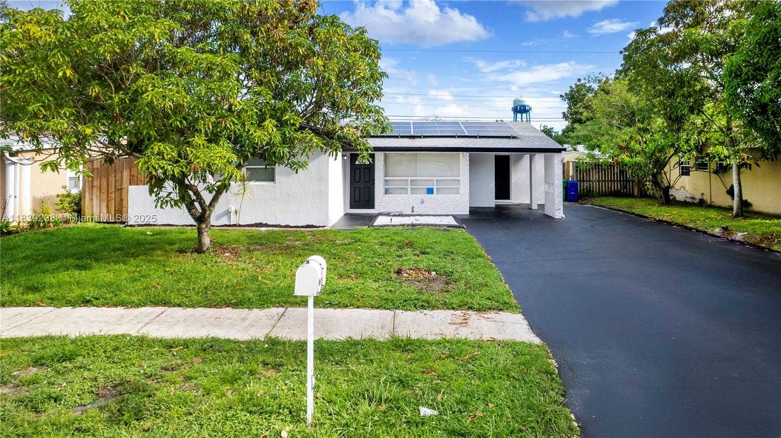 Small Image of 6990 SOUTH WEST 28TH ST, Miramar Number 2