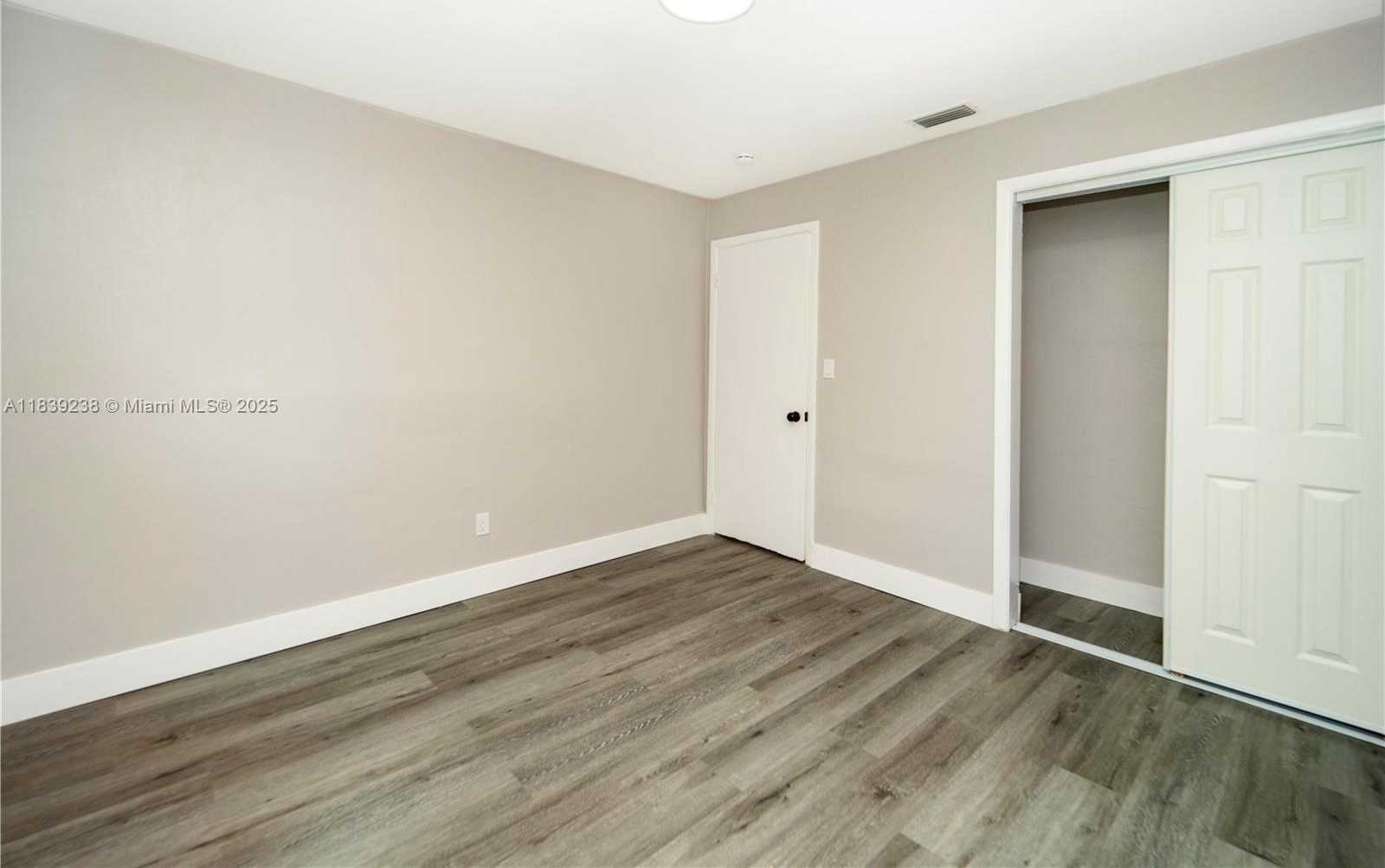 Small Image of 6990 SOUTH WEST 28TH ST, Miramar Number 21