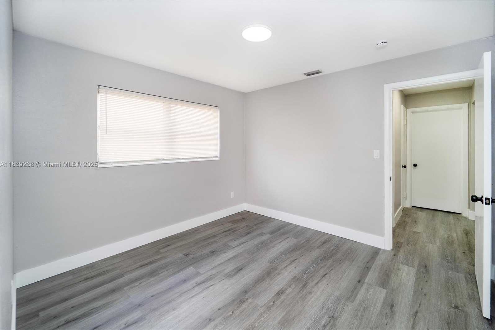 Small Image of 6990 SOUTH WEST 28TH ST, Miramar Number 25