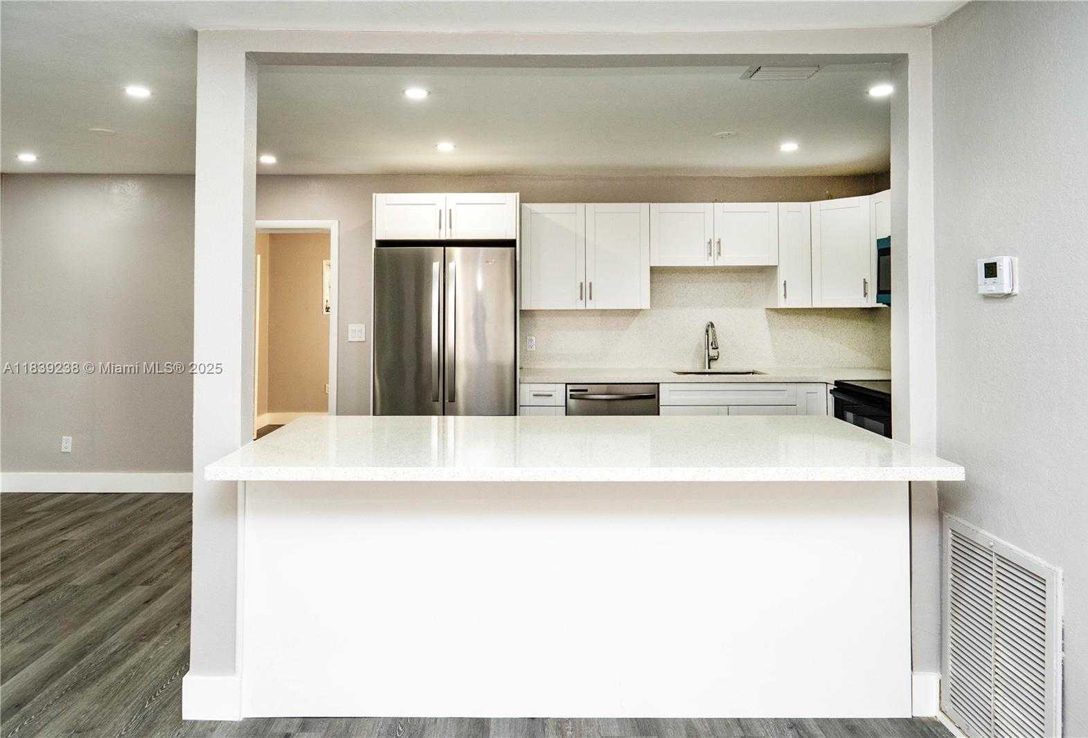 Small Image of 6990 SOUTH WEST 28TH ST, Miramar Number 6