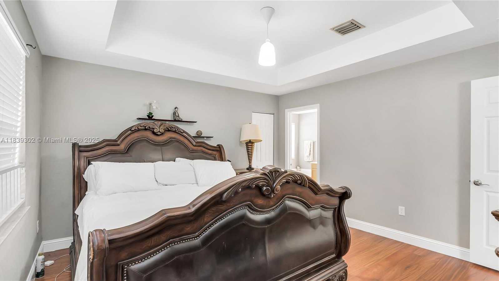 Small Image of 15521 SOUTH WEST 50TH CT, Miramar Number 28