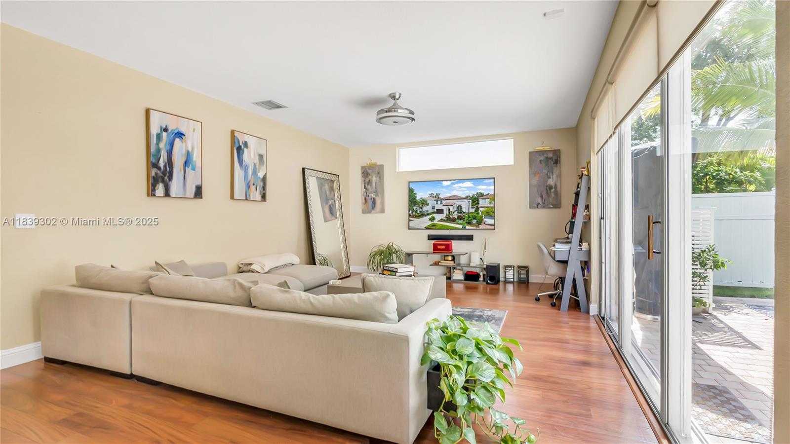 Small Image of 15521 SOUTH WEST 50TH CT, Miramar Number 3