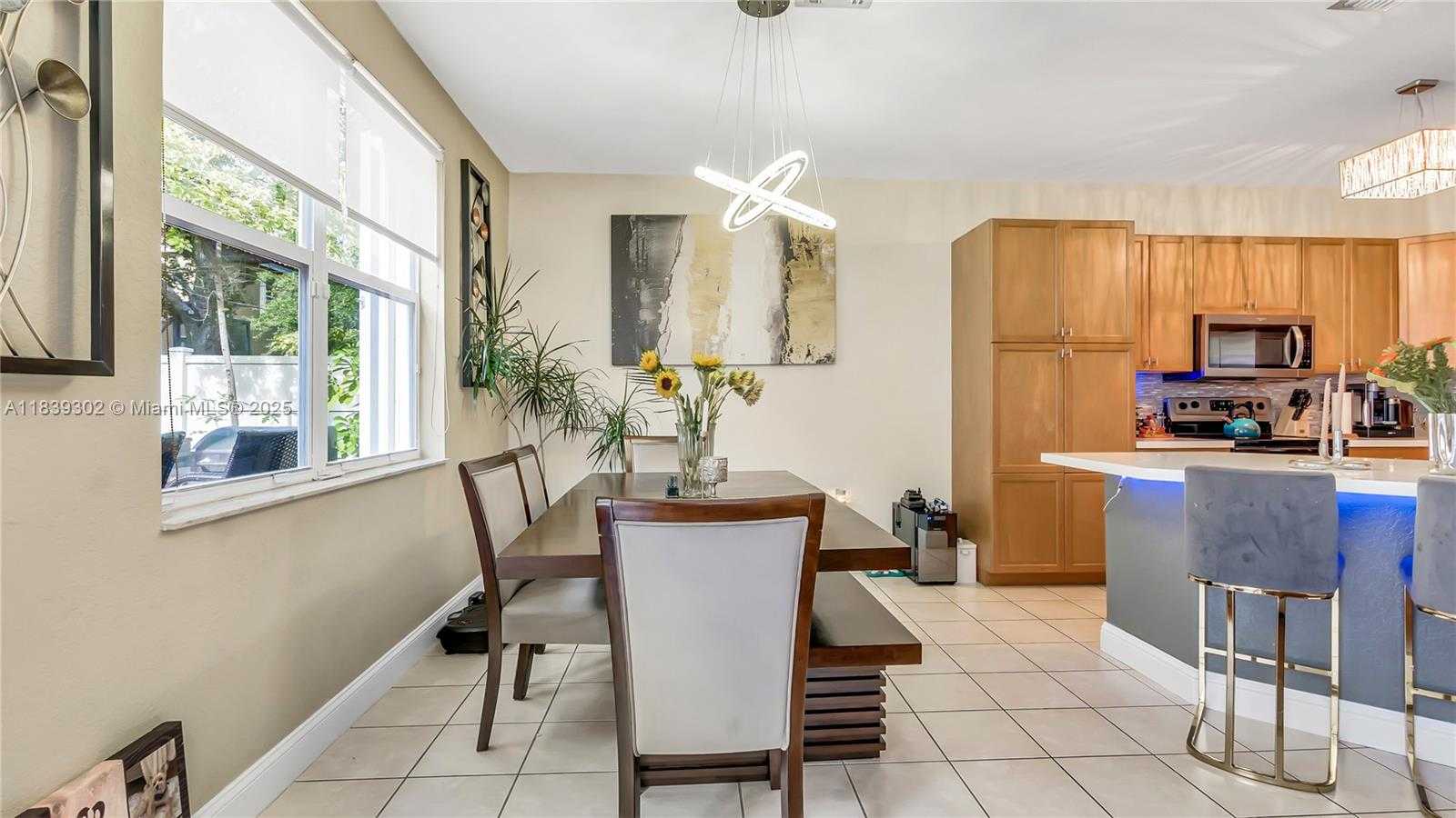 Small Image of 15521 SOUTH WEST 50TH CT, Miramar Number 8