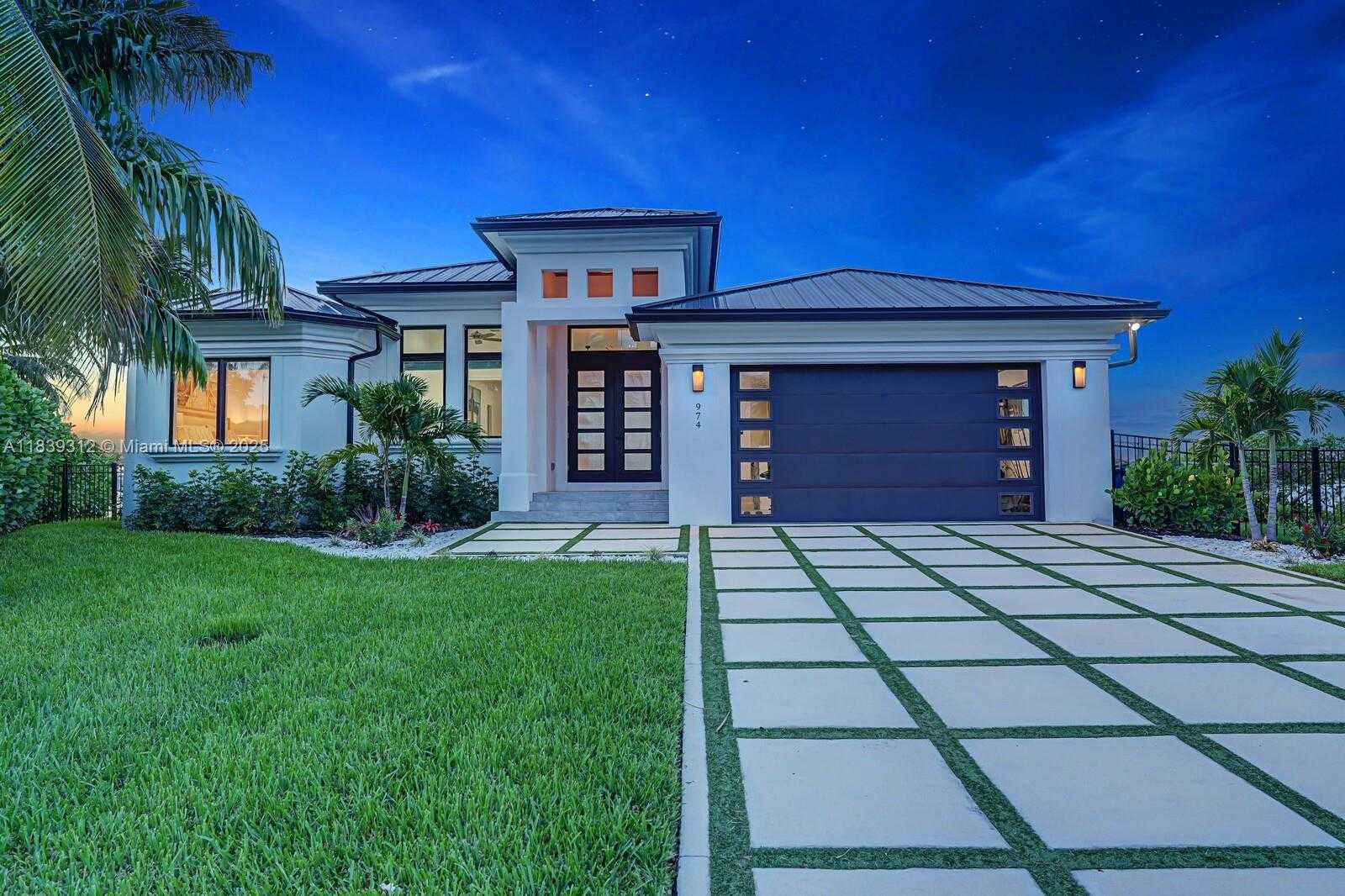 Small Image of 974 MARLIN DR, Jupiter Number 2