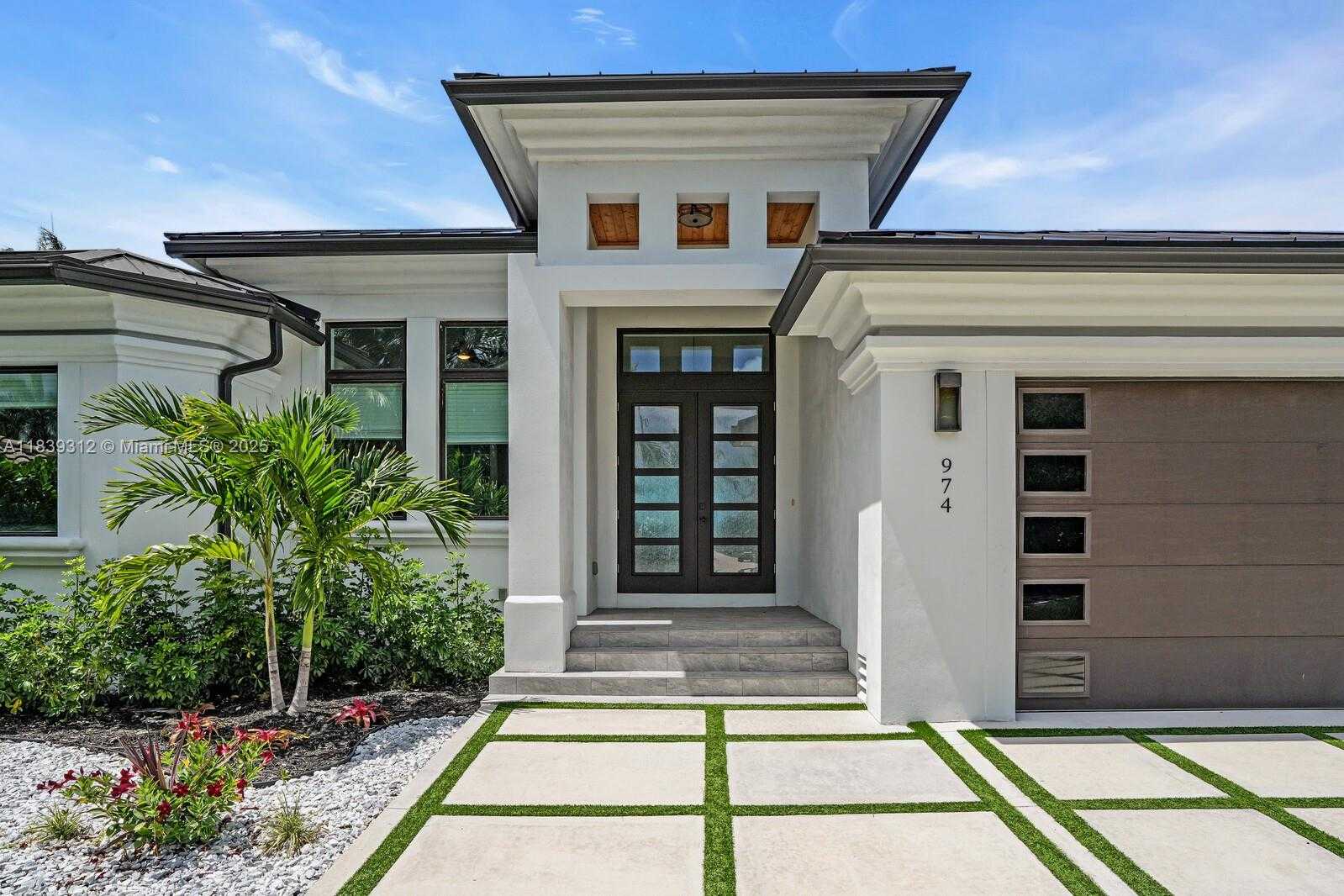 Small Image of 974 MARLIN DR, Jupiter Number 3