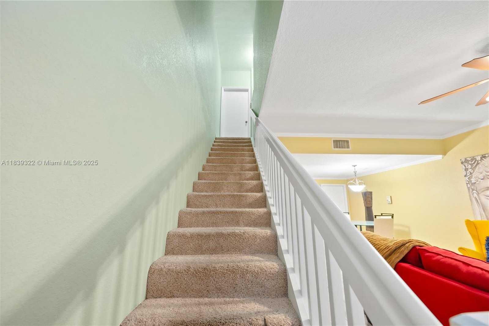 Small Image of 1424 BARCELONA WAY, Weston Number 15