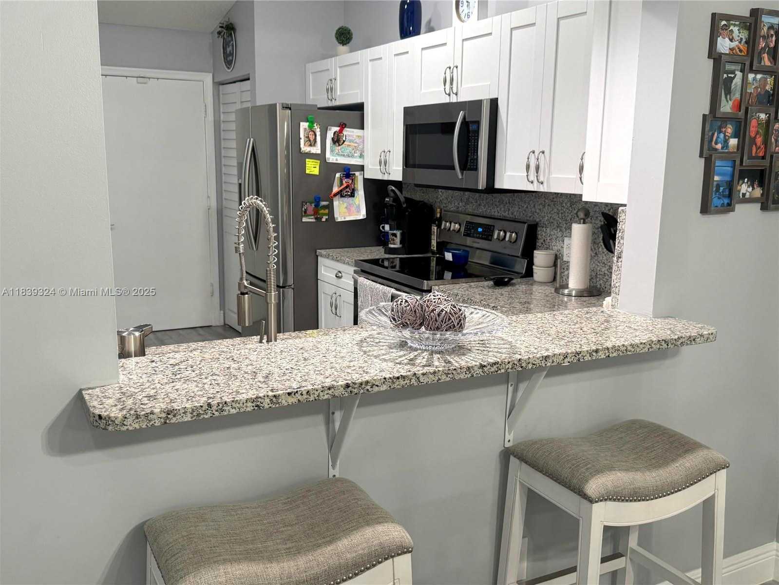 Small Image of 5928 NORTH WEST 93RD TER, Tamarac Number 8
