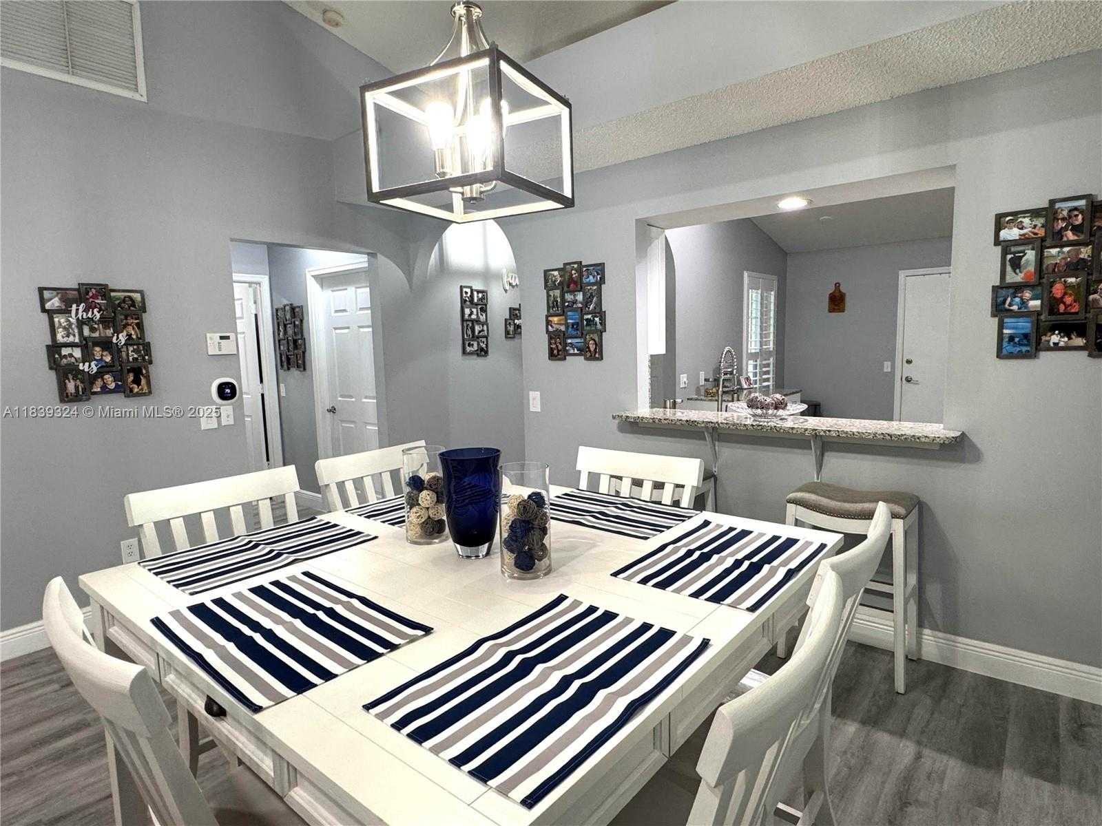 Small Image of 5928 NORTH WEST 93RD TER, Tamarac Number 9