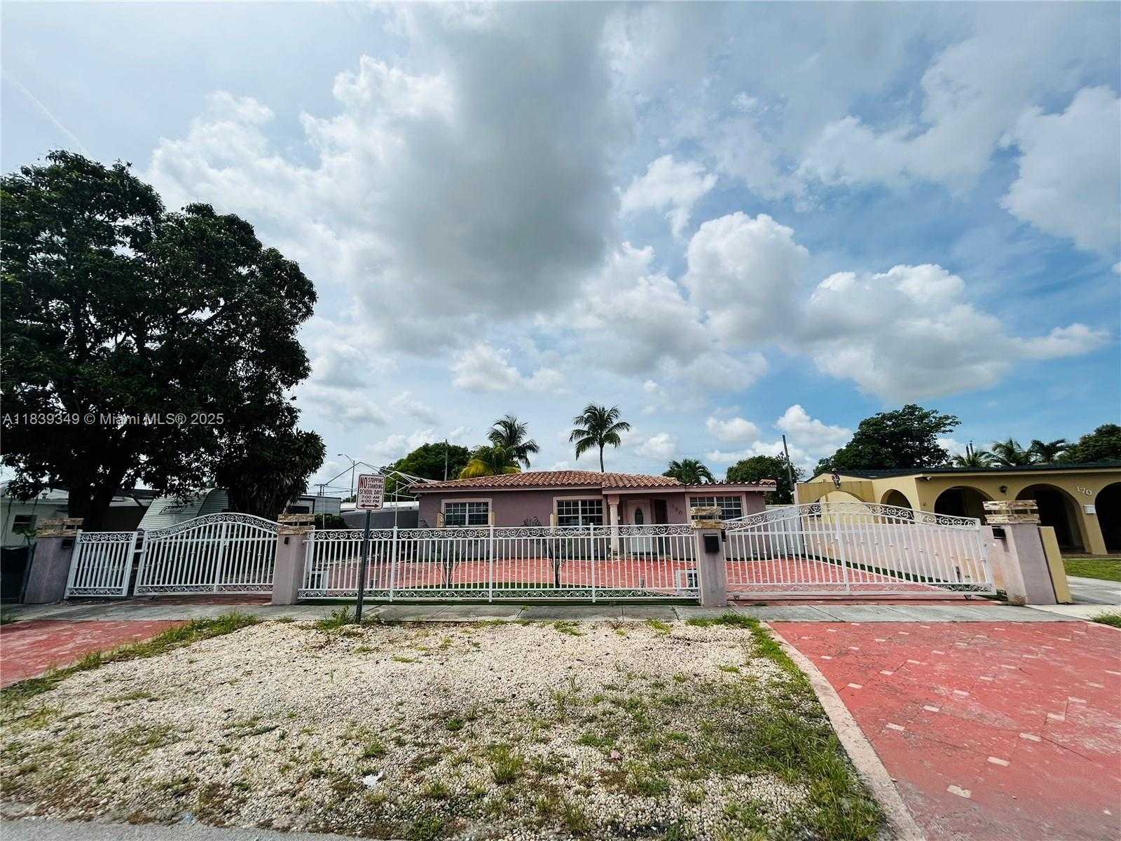 Small Image of 180 EAST 46TH ST, Hialeah Number 12