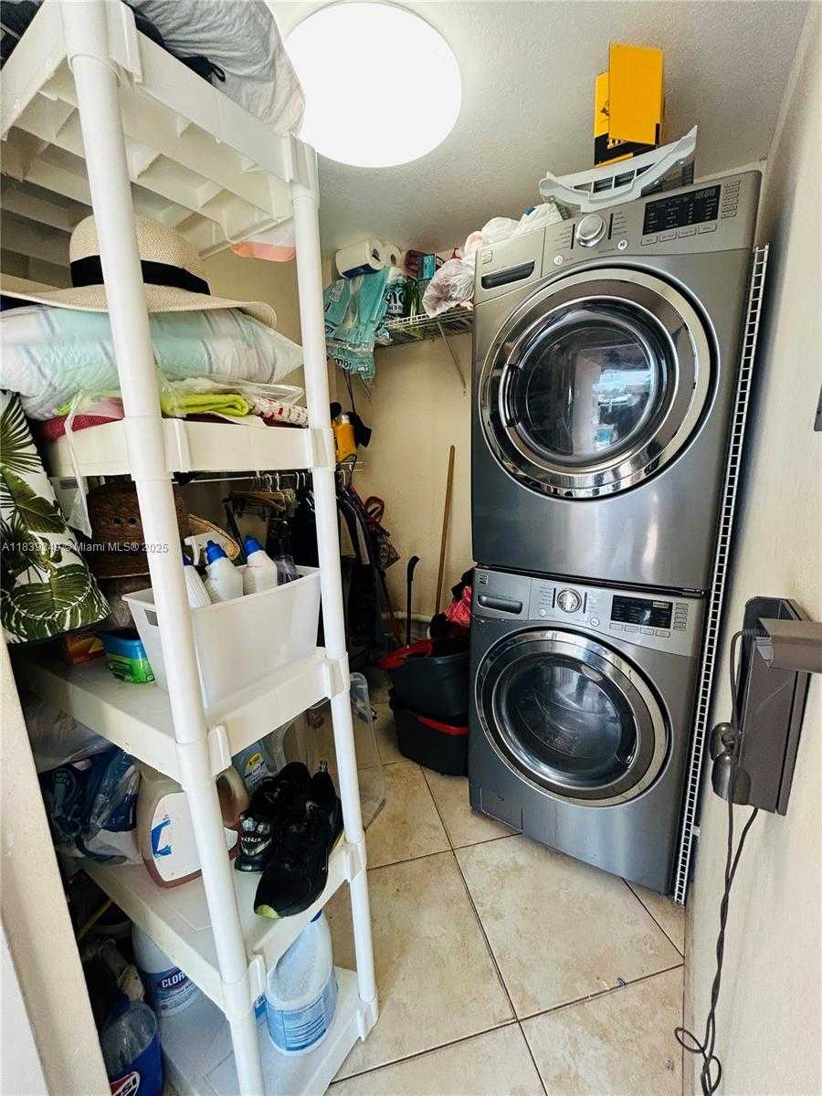 Small Image of 180 EAST 46TH ST, Hialeah Number 28
