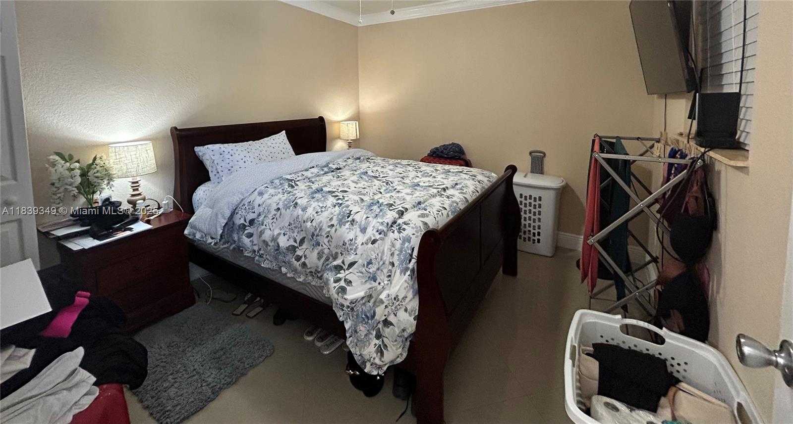 Small Image of 180 EAST 46TH ST, Hialeah Number 36