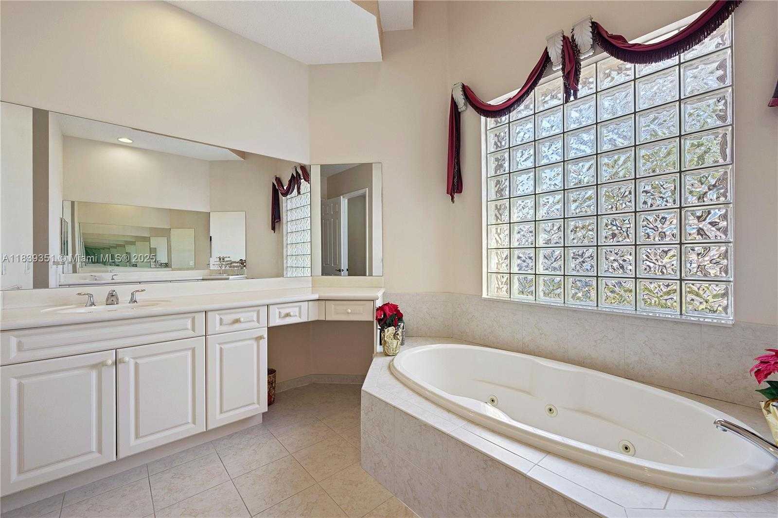 Small Image of 109 SOUTH WEST 128TH AVE, Plantation Number 3