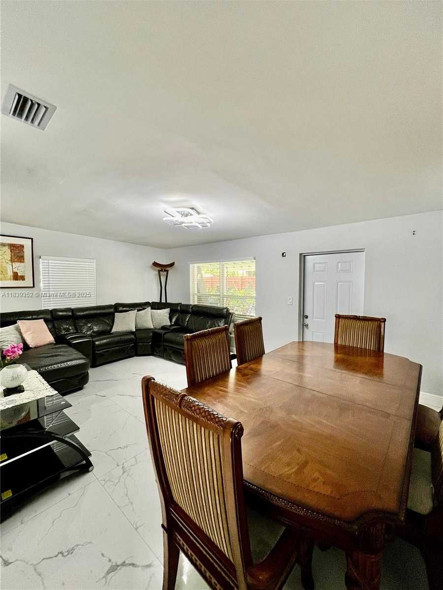 Small Image of 6120 SOUTH WEST 15TH CT, North Lauderdale Number 11