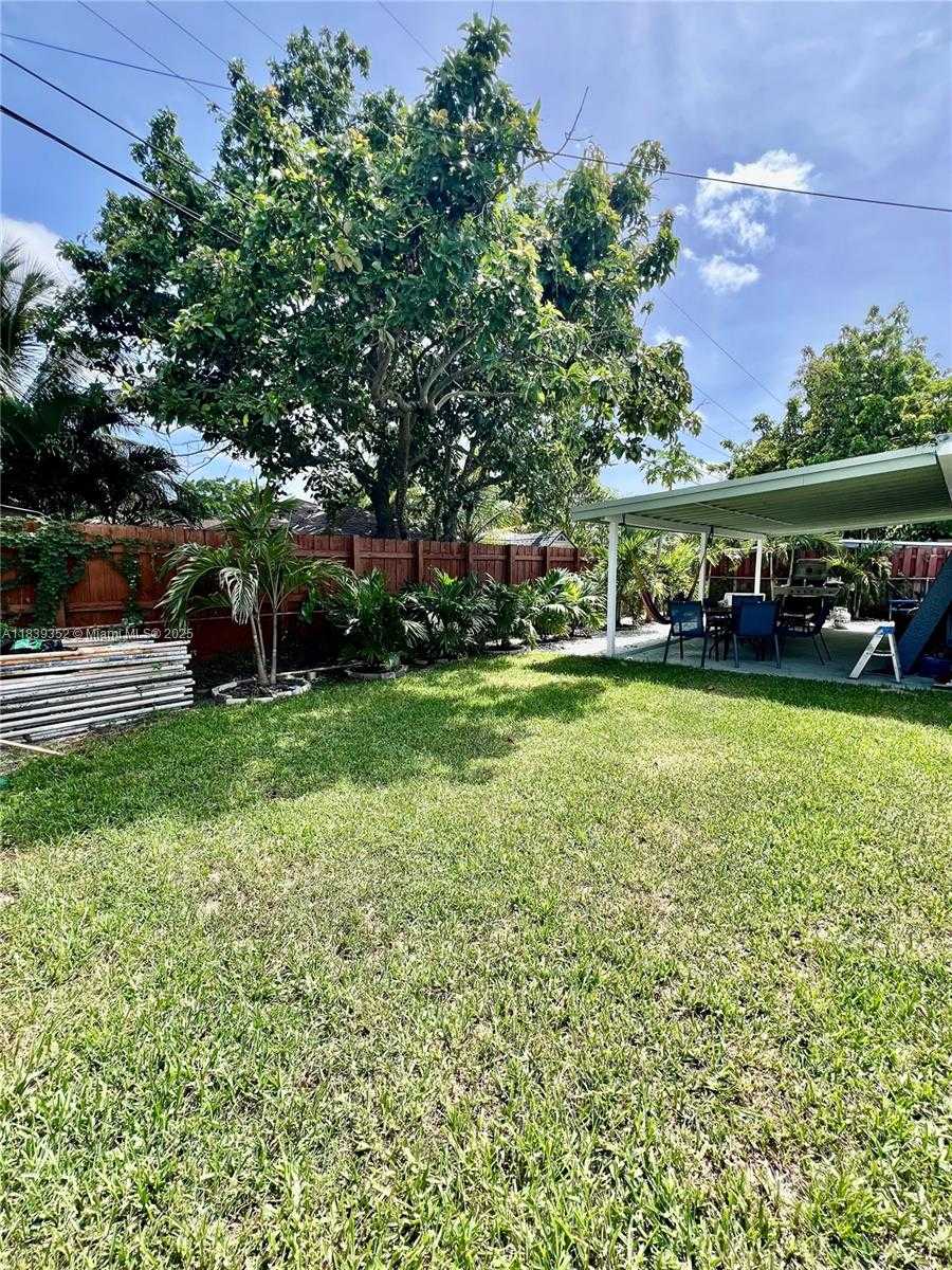 Small Image of 6120 SOUTH WEST 15TH CT, North Lauderdale Number 23