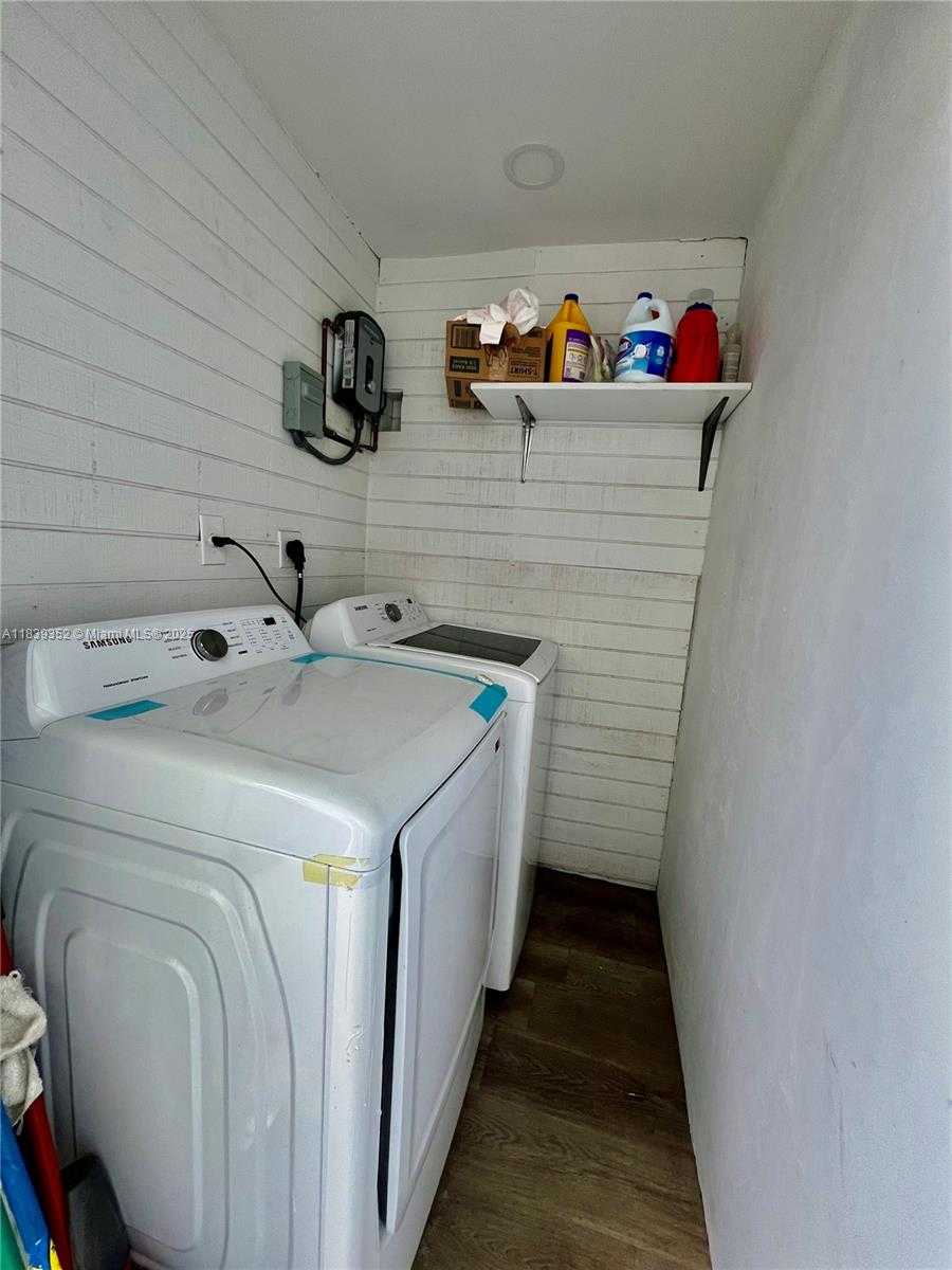 Small Image of 6120 SOUTH WEST 15TH CT, North Lauderdale Number 30