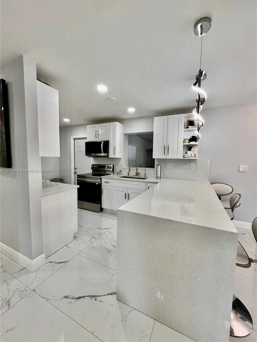 Small Image of 6120 SOUTH WEST 15TH CT, North Lauderdale Number 5