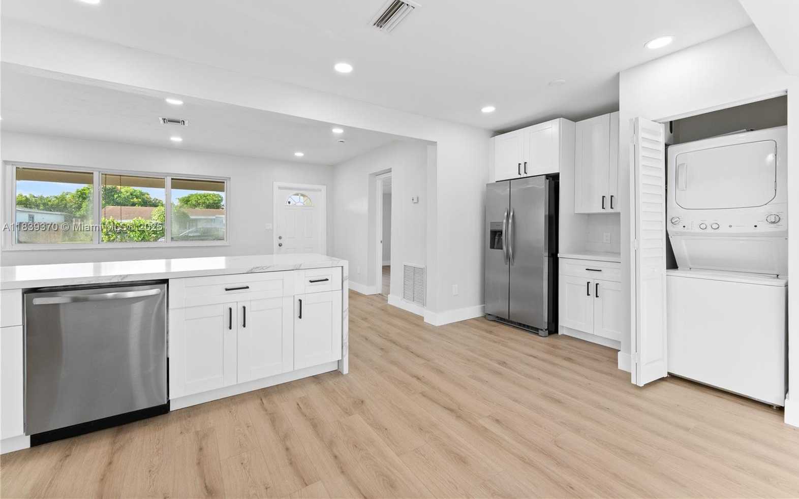 Small Image of 7021 SOUTH WEST 12TH ST, Pembroke Pines Number 16