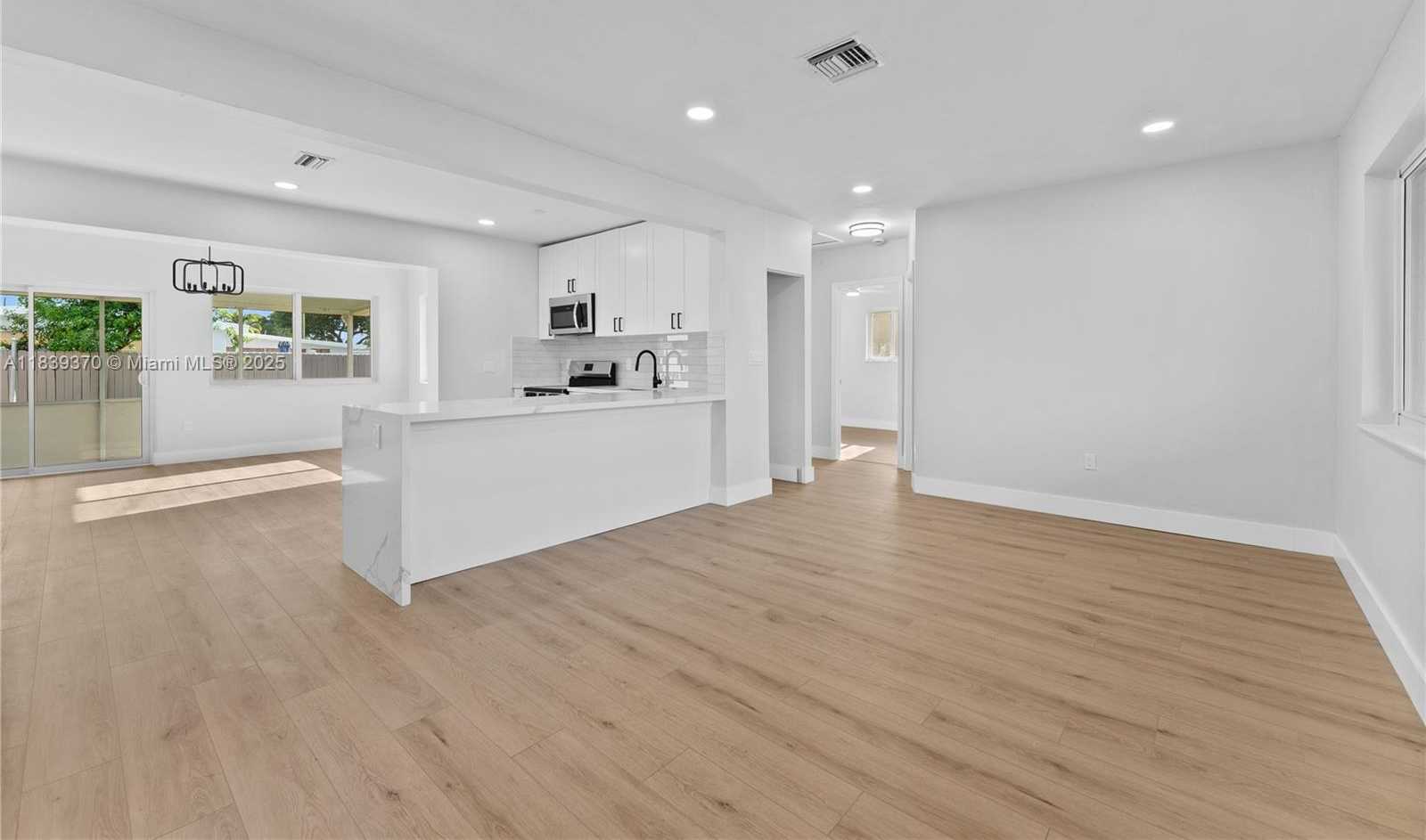 Small Image of 7021 SOUTH WEST 12TH ST, Pembroke Pines Number 2