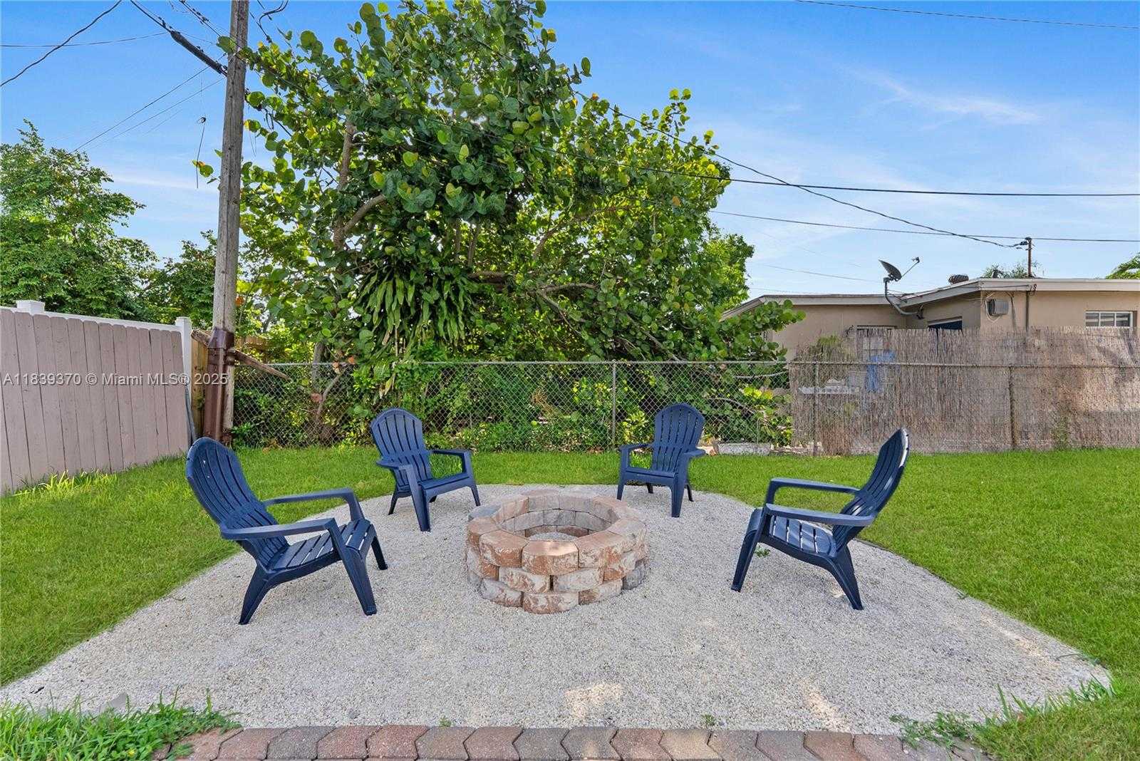 Small Image of 7021 SOUTH WEST 12TH ST, Pembroke Pines Number 29