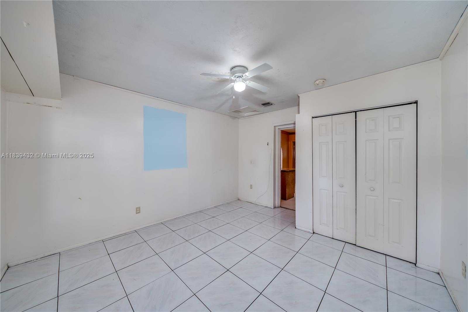 Small Image of 7140 FILLMORE ST, Hollywood Number 23