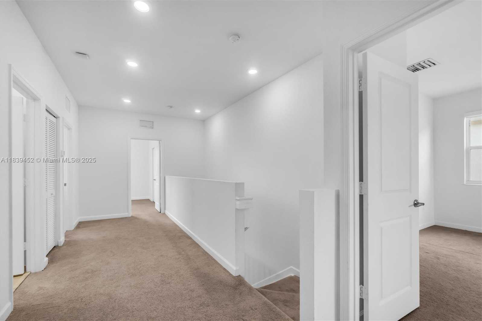 Small Image of 1412 SOUTH EAST 27TH TER, Homestead Number 16